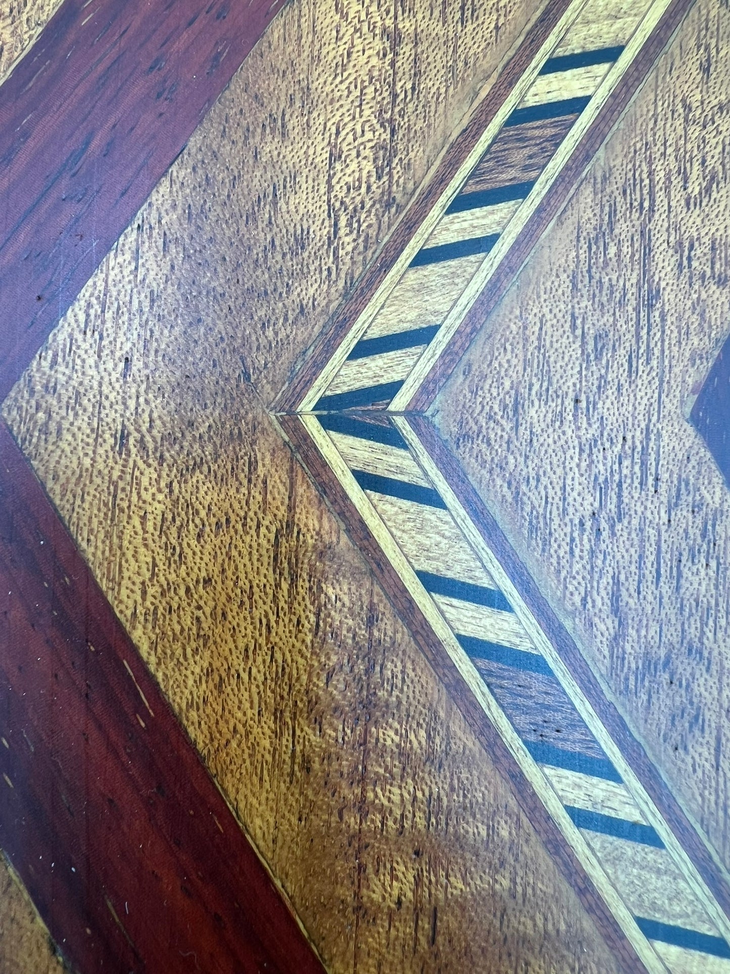 Mahogany serving tray with African Padauk and decorative wood inlaid